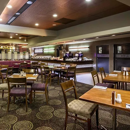 Mercure Sydney Liverpool-2