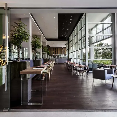 Pullman Miri Waterfront-3