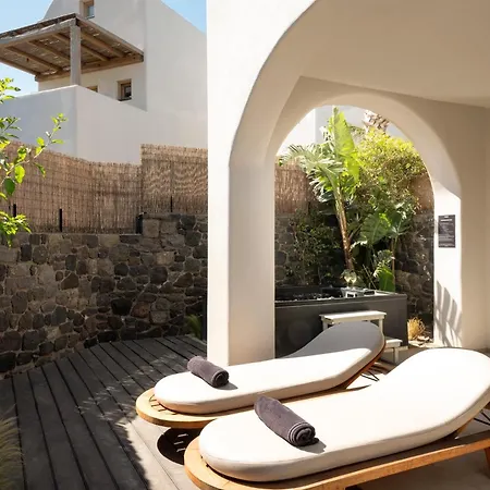Radisson Blu Zaffron Resort, Santorini (Adults Only)-3