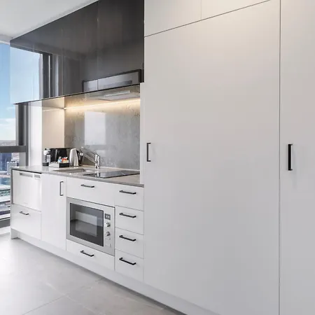 Meriton Suites Melbourne-2