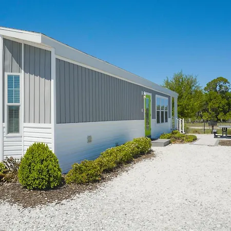 Camp Margaritaville Auburndale Rv Resort And Cabana Cabins-3