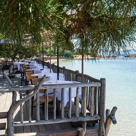 Grand Hotel De Cala Rossa & Spa Nucca-2
