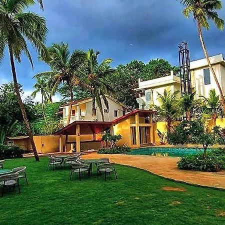 Holiday Inn Goa Candolim-2
