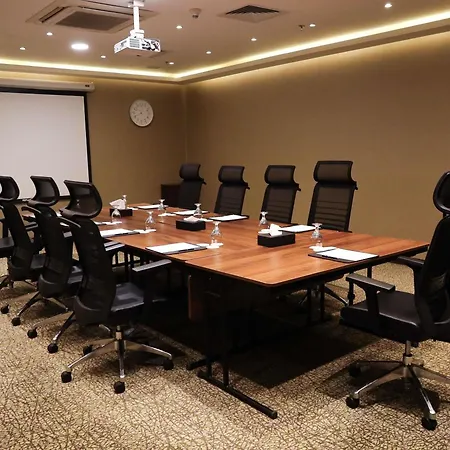 Moevenpick Hotel Amman-3