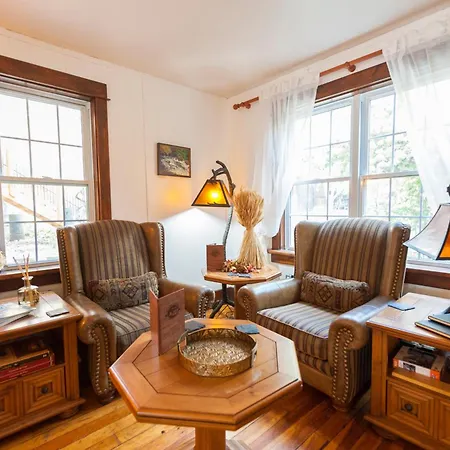 Heather Lodge-2