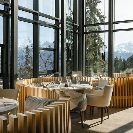 Crans Ambassador-3