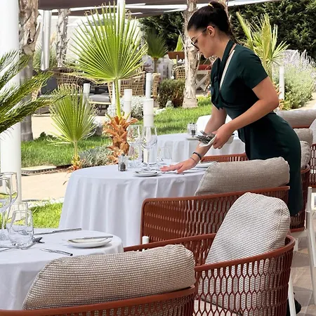 Ivi Mare - Designed For Adults By Louis Hotels-2