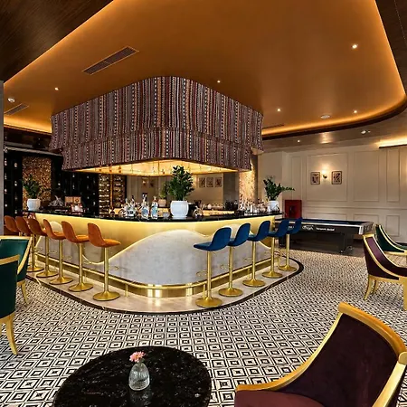 Wyndham Royal Beachfront Resort & Spa Hoi An Danang-2