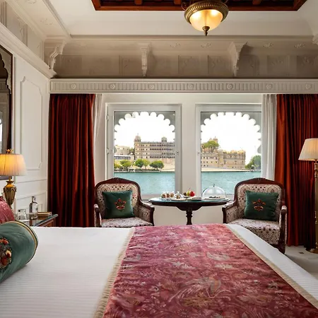Taj Lake Palace Udaipur-3