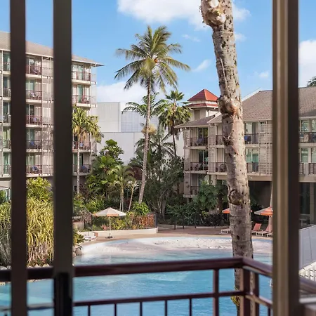Novotel Cairns Oasis Resort-3