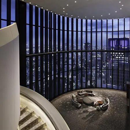 Conrad Osaka-3