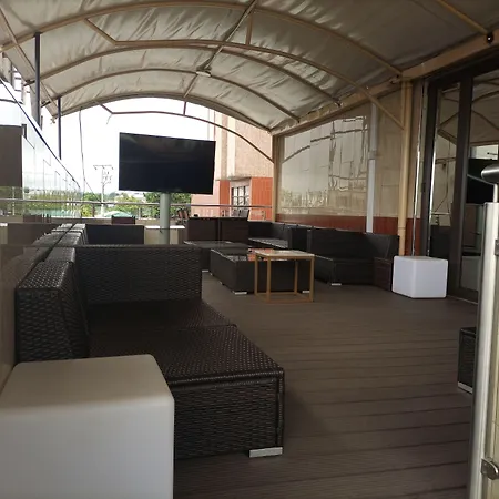 Wdc Aparthotel - Buea-3