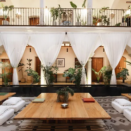 Hotel Sin Nombre-3