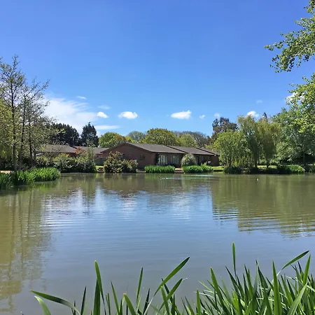 The Lakes Rookley Holiday Park By Away Resorts-2