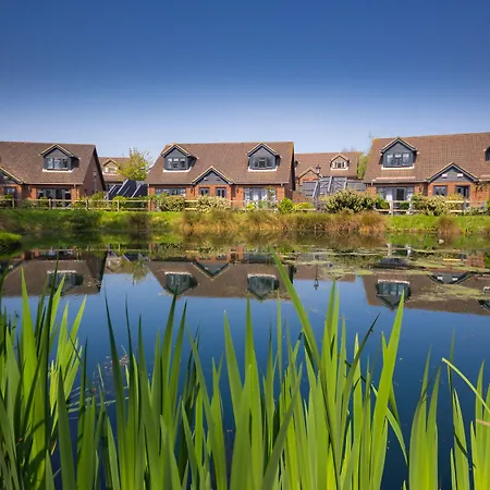 The Lakes Rookley Holiday Park By Away Resorts-3