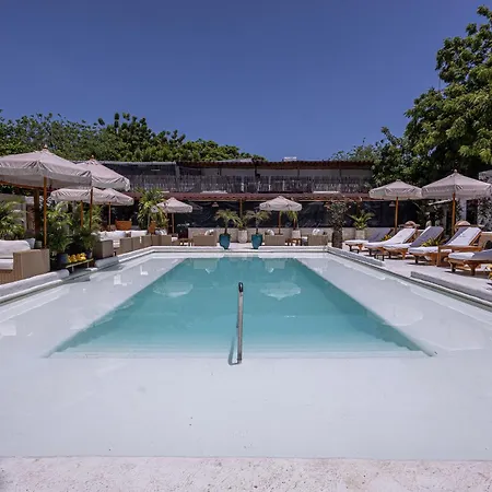Bora Bora Beach Club Cartagena-2