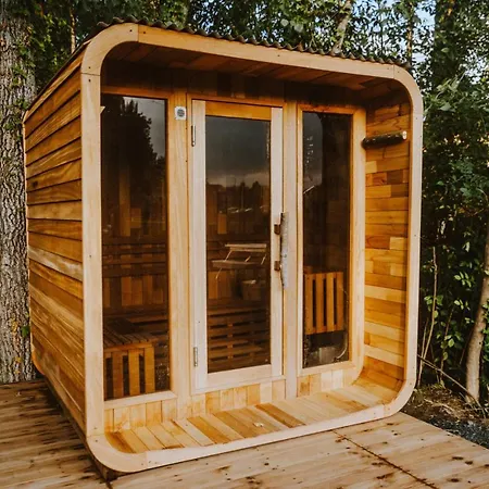 Finger Lakes Treehouse-3