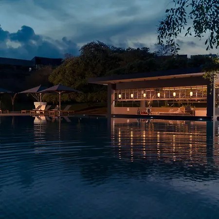 Doubletree By Hilton Weerawila Rajawarna Resort-2