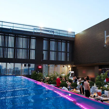 H2O Hotel-3