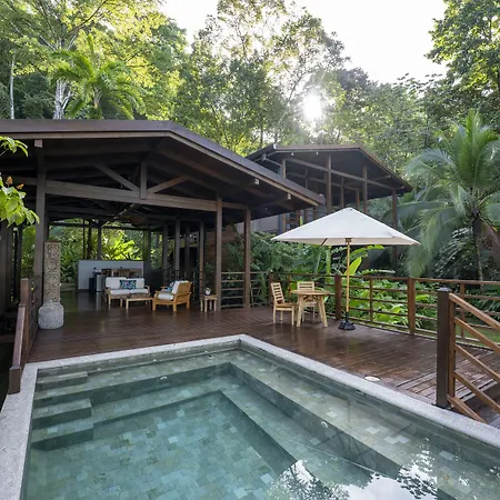 Playa Cativo Lodge-2