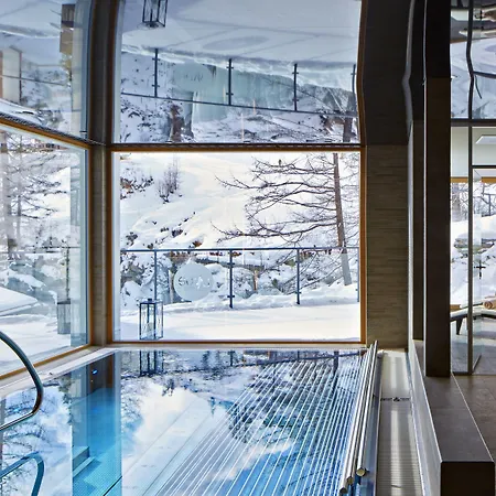 La Vue Luxury Living Apartments-2