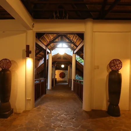 Amun Ini Beach Resort & Spa-2