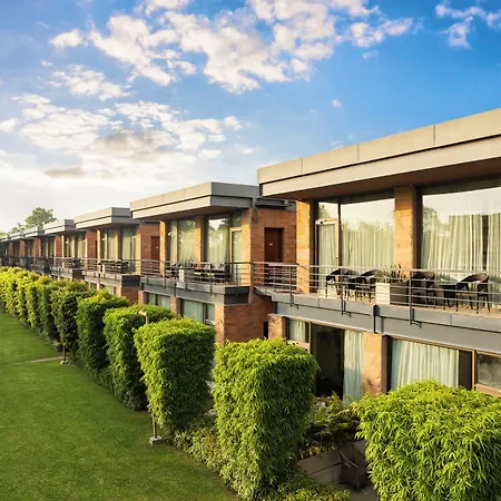 Taj Damdama Lake Resort & Spa, Gurugram-2