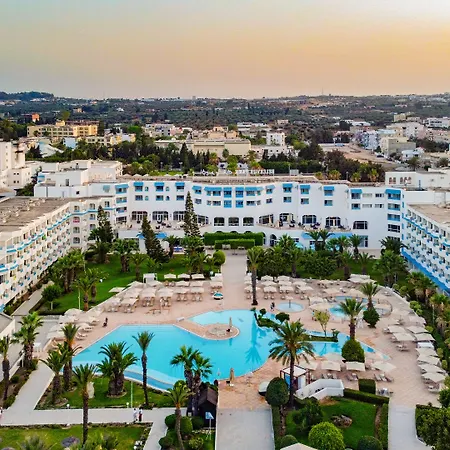 Sentido Bellevue Park-3