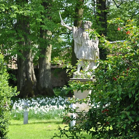 Chateau Heralec Boutique Hotel & Spa By L'Occitane-2