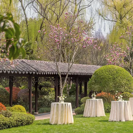 Four Seasons Hotel Hangzhou At West Lake-3