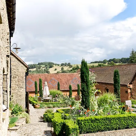 Old Downton Lodge-3