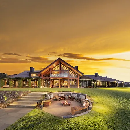 Spicers Peak Lodge-2