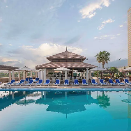 Hyatt Regency Dubai - Corniche-2