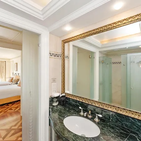 Imperial Hotel Gold Coast-2