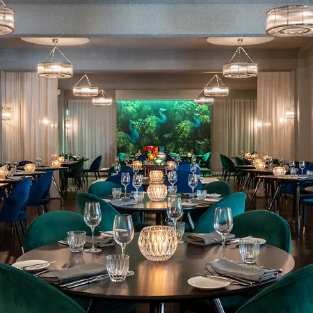 The Oriana Orange - Retro Hotel & Resort-3