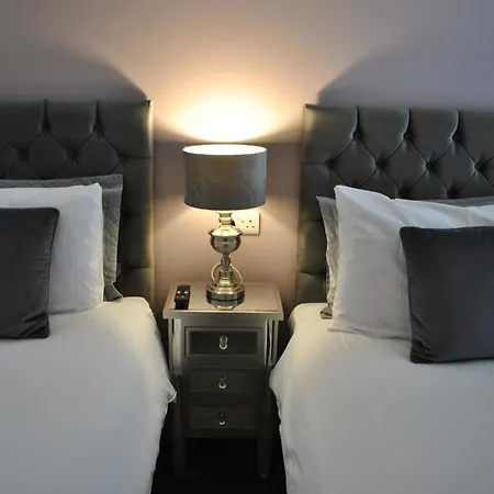 Atlantic Lodge, Main Street Ardara-2