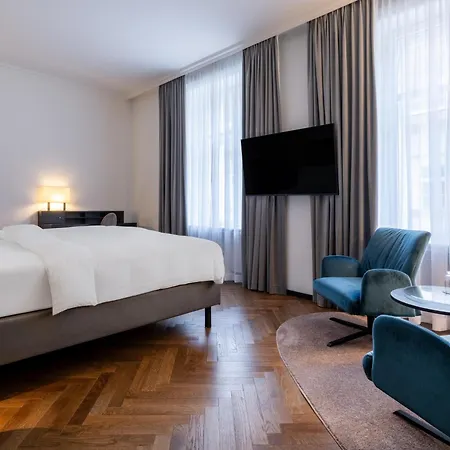 Steigenberger Hotel Herrenhof-3