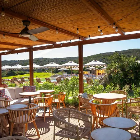 Mangia'S Sardinia Resort, Autograph Collection-2