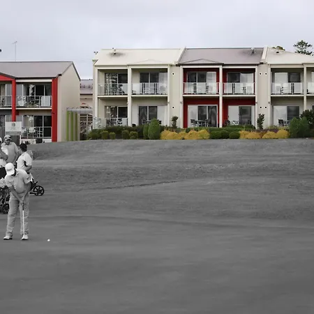 City Golf Club Motel-3