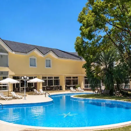Parque Hotel Jean Clevers-3