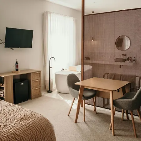 Oak & Anchor Hotel-3