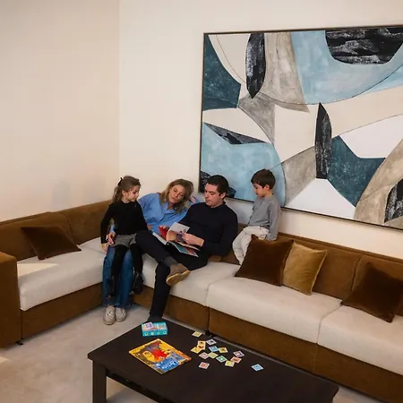 Mondovi Luxury Suites-3