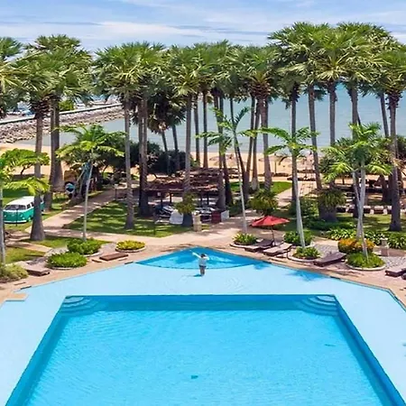 Botany Beach Resort Pattaya-3
