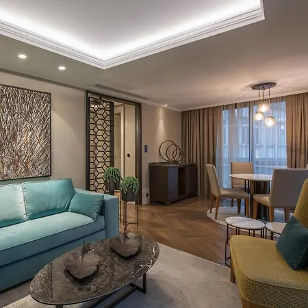 10 Karakoy-2