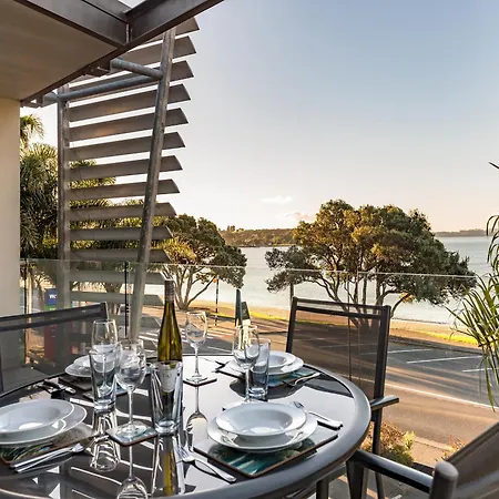 Sea Spray Suites-2