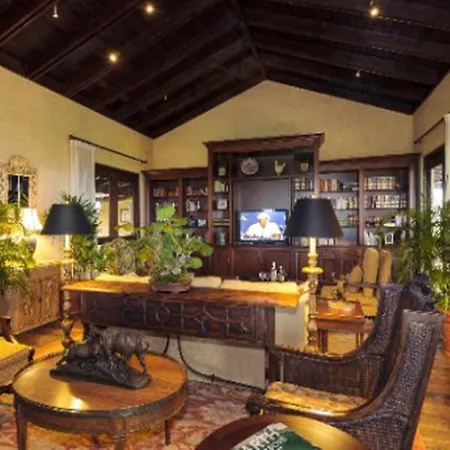 Royal Isabela-3