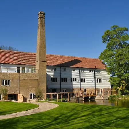 Tuddenham Mill Luxury Hotel-2