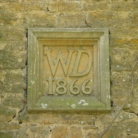 Lullington House-3