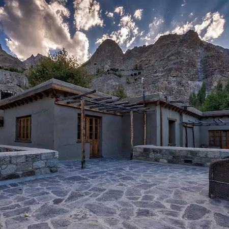 Serena Khaplu Palace-3