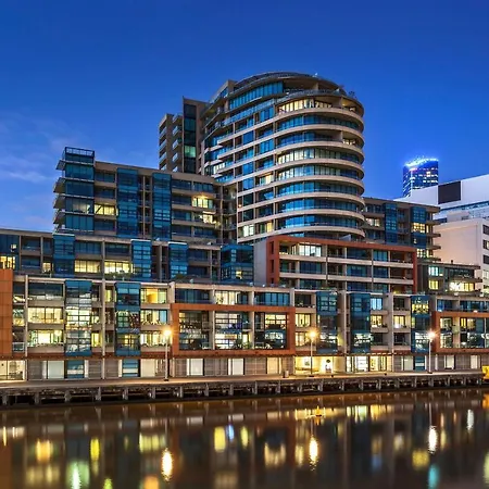 Waterfront Melbourne Apartments-3